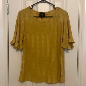 Mustard yellow shirt sleeve shirt. Size M